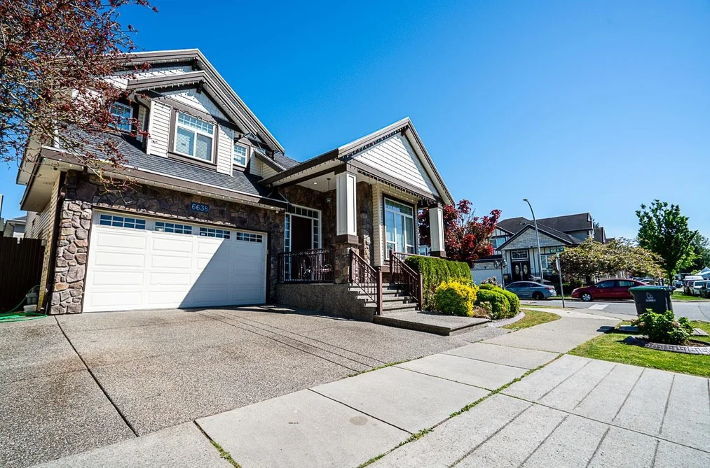 House for sale at 6638 125a Street Surrey British Columbia - MLS: R3122074