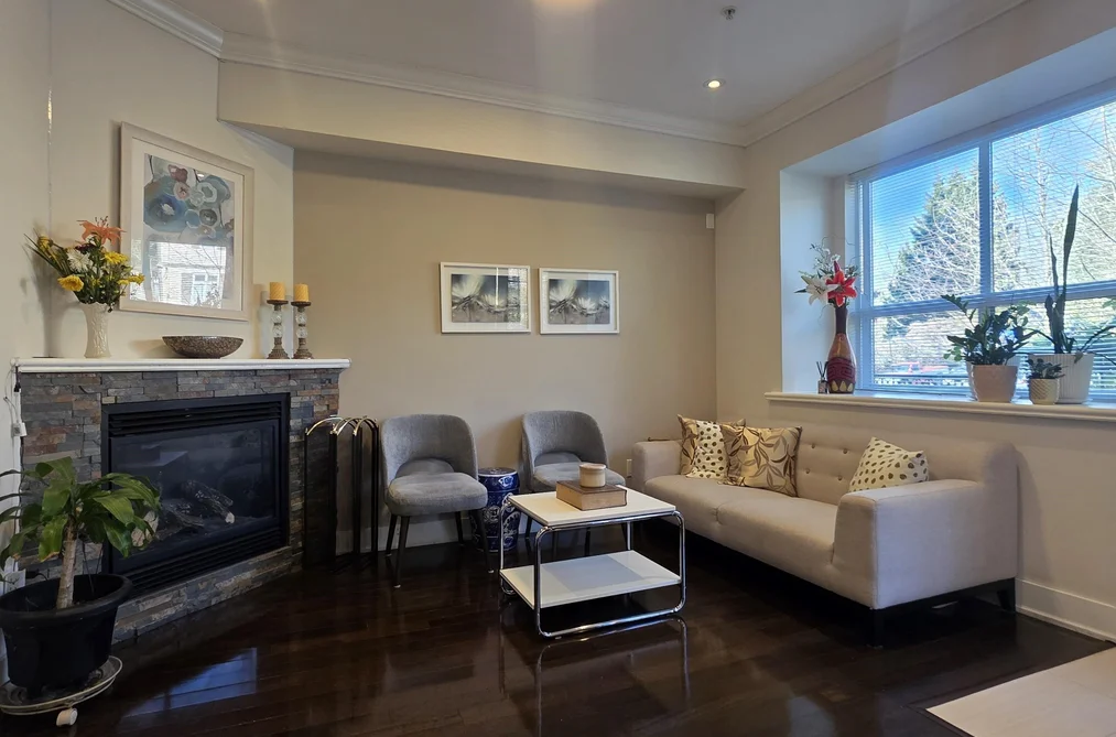 665 W 15TH STREET, North Vancouver BC V7M 1T1, North Vancouver BC — Residential for Sale - Photo 2