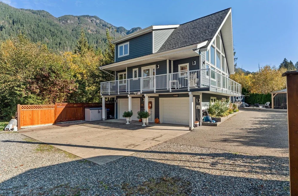 66516 Kawkawa Lake Rd, Hope, BC - MLS: R3176416