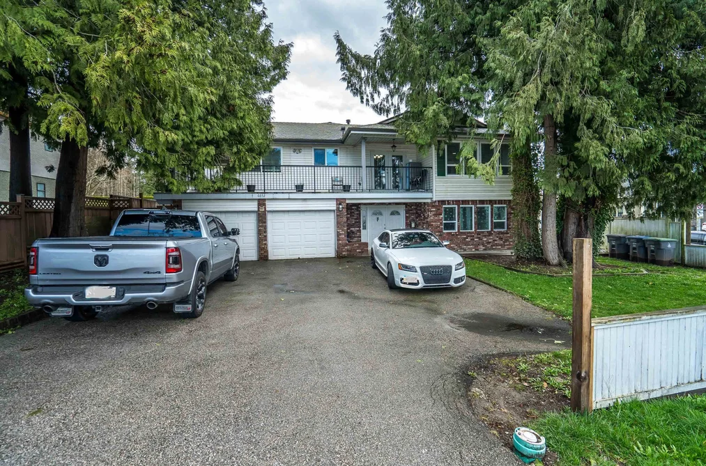 House for sale at 6652 148 Street Surrey British Columbia - MLS: R3099844