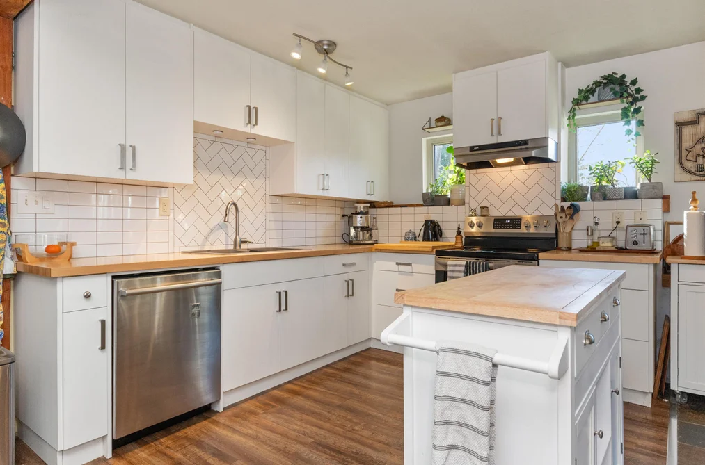 66662 SUMMER ROAD, Hope BC V0X 1L1, Hope BC — Residential for Sale - Photo 5