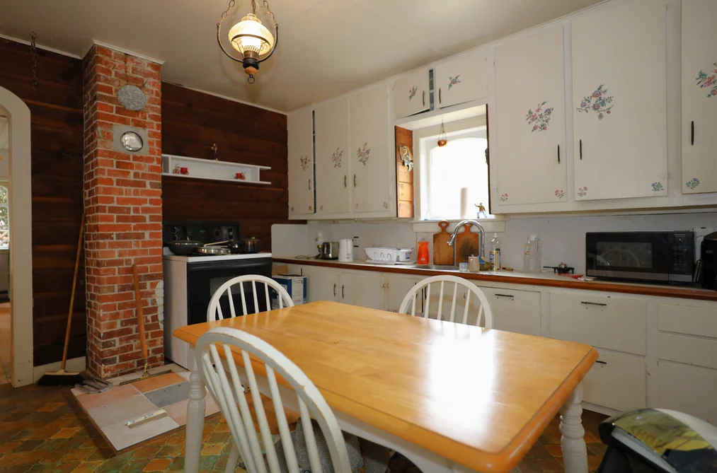 667 DOUGALL ROAD, Gibsons BC V0N 1V8, Gibsons BC — Residential for Sale — Photo 18 of 24