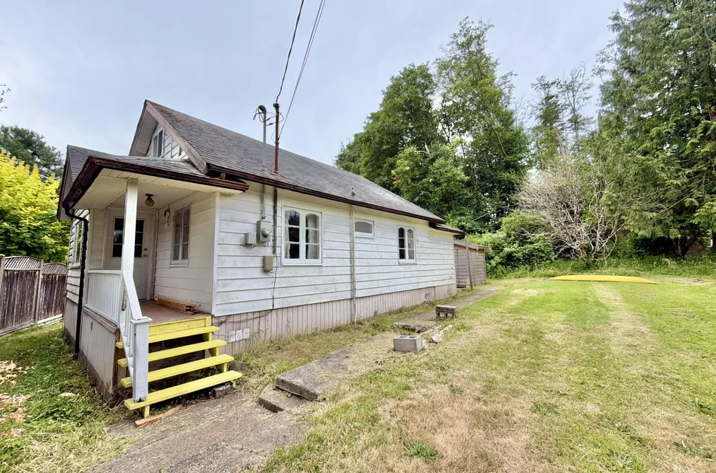 667 DOUGALL ROAD, Gibsons BC V0N 1V8, Gibsons BC — Residential for Sale — Photo 4 of 24