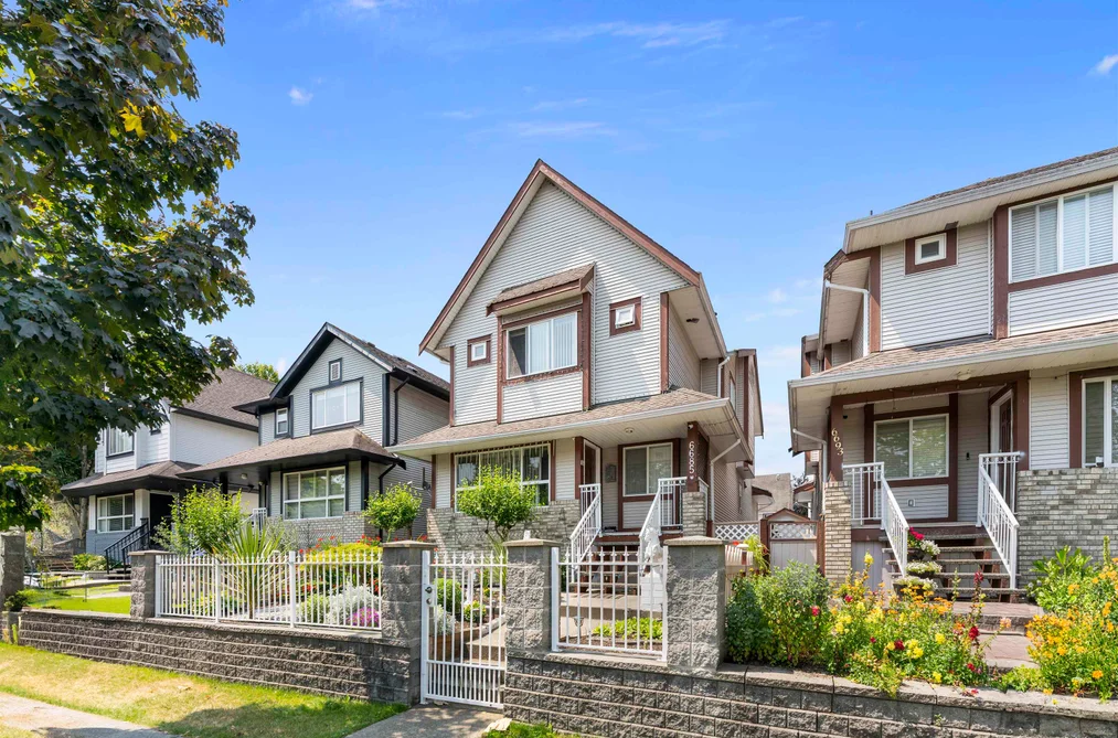 6685 127TH STREET, Surrey, BC — Residential for Sale - Main Photo