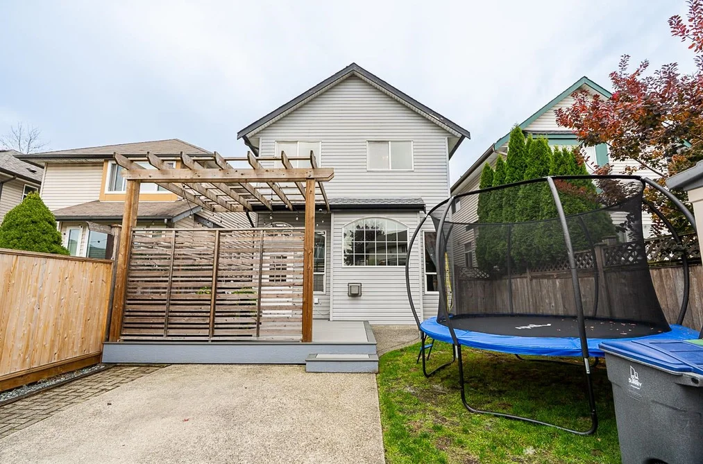 6689 185th Street, Surrey, BC - House for Sale - Photo 39 of 40 6689 185th Street, Surrey, BC - House for Sale - Photo 39 of 40