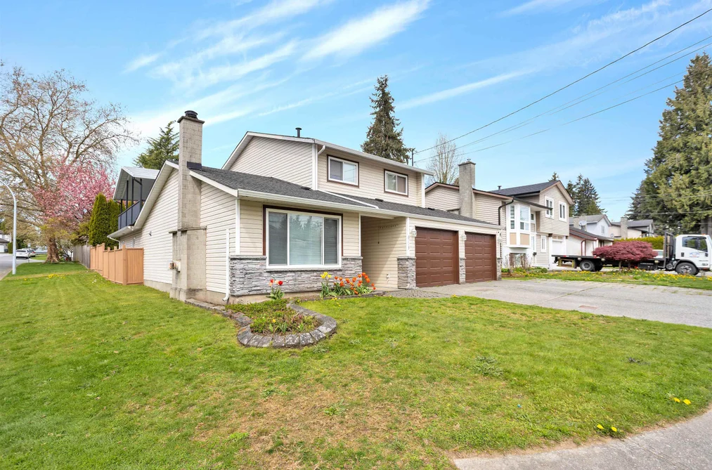 6719 134 STREET, Surrey BC V3W 4S5, Surrey BC — Residential for Sale - Photo 2