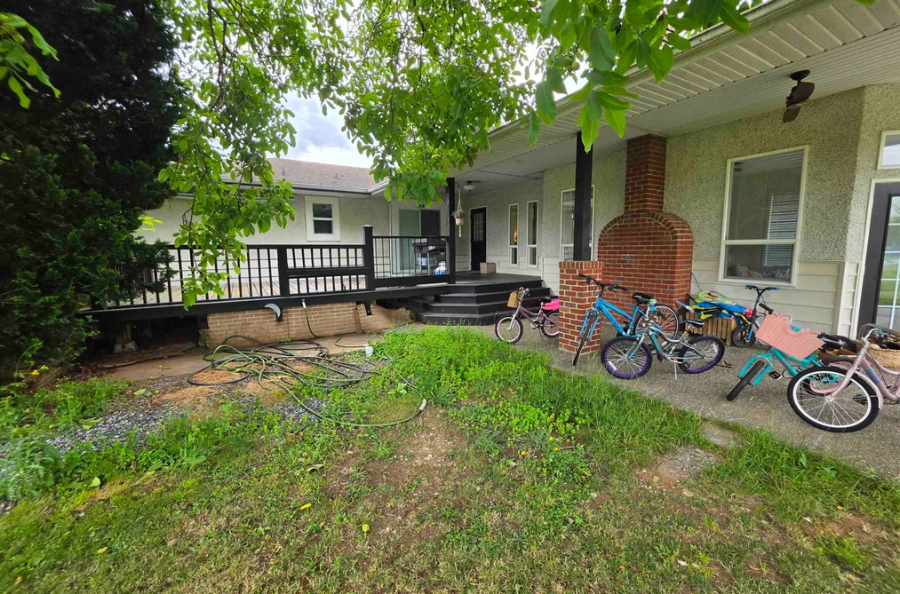 672 COLUMBIA STREET, Abbotsford, BC — Residential for Sale — Photo 14 of 28