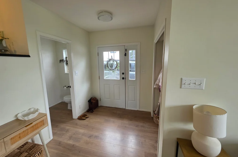 672 COLUMBIA STREET, Abbotsford, BC — Residential for Sale — Photo 8 of 28