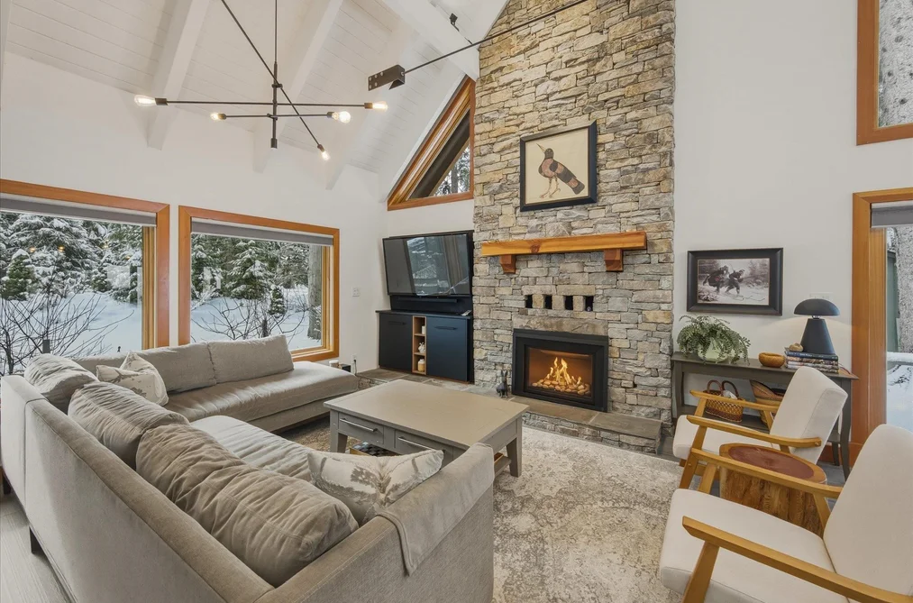 6725 CRABAPPLE DRIVE, Whistler BC V8E 0C5, Whistler BC — Residential for Sale - Photo 4