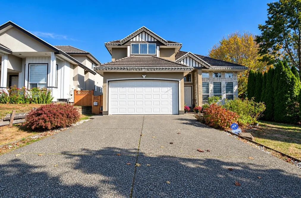 6730 150 St, Surrey, BC - MLS: R3171252