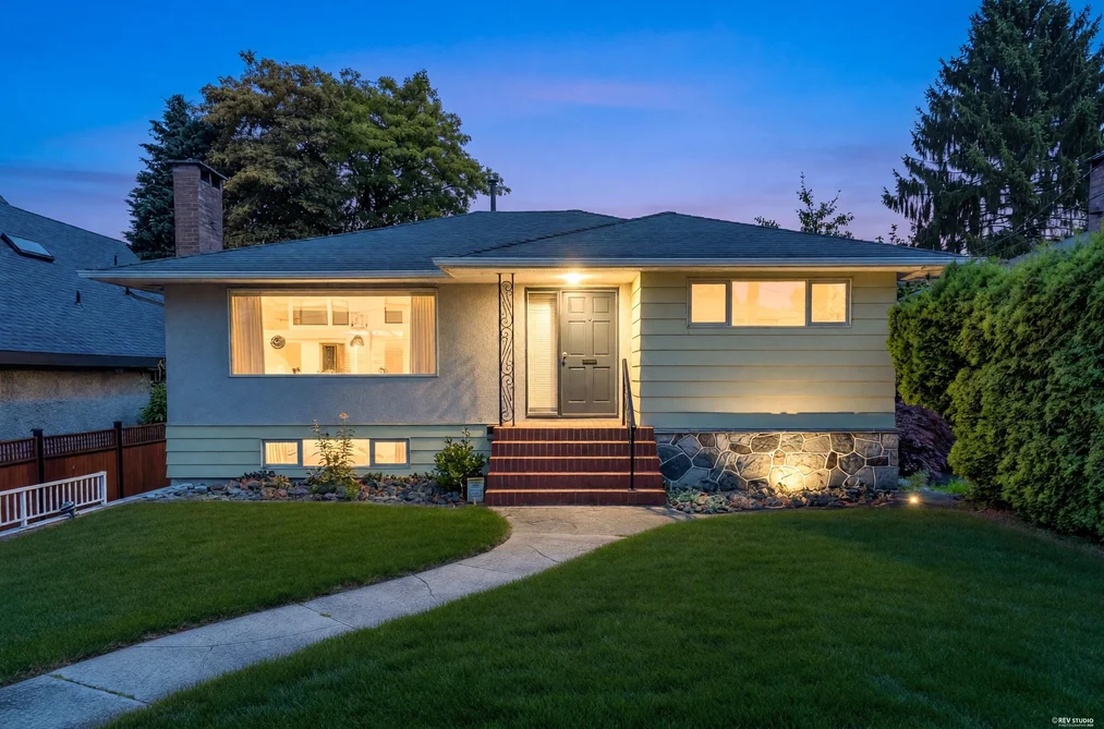 House for sale at 6730 6th Street Burnaby British Columbia - MLS: R3147273