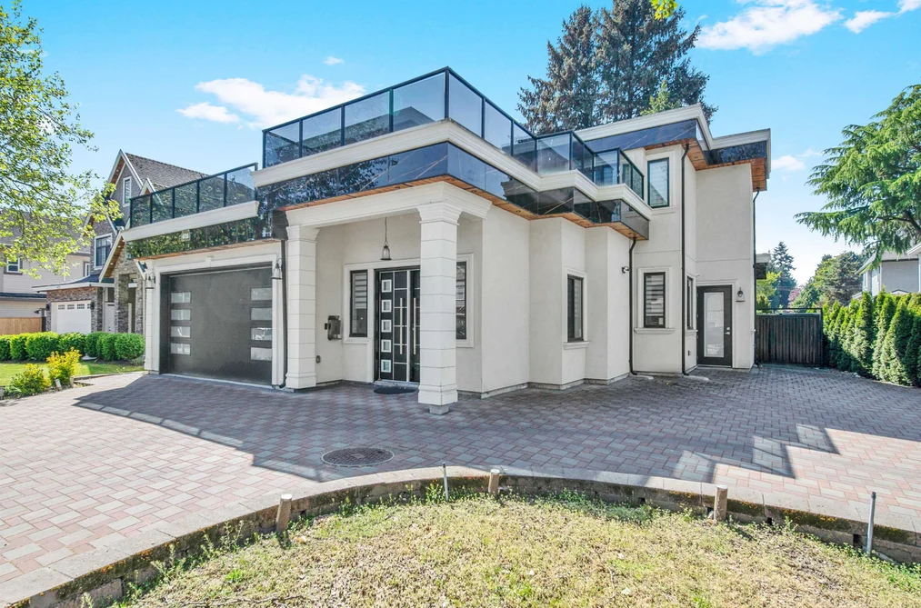 House for sale at 6735 130a Street Surrey British Columbia - MLS: R3118307