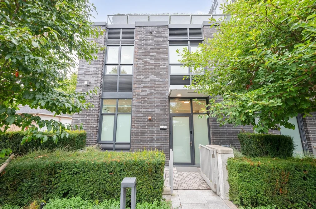 Townhouse for sale at 6739 Cambie Street Vancouver British Columbia - MLS: R3161128
