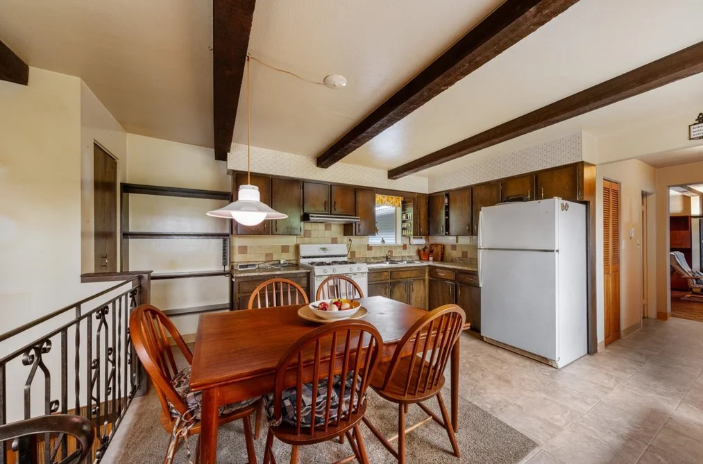 674 BLUE MOUNTAIN STREET, Coquitlam BC V3J 4R6, Coquitlam BC — Residential for Sale - Photo 3