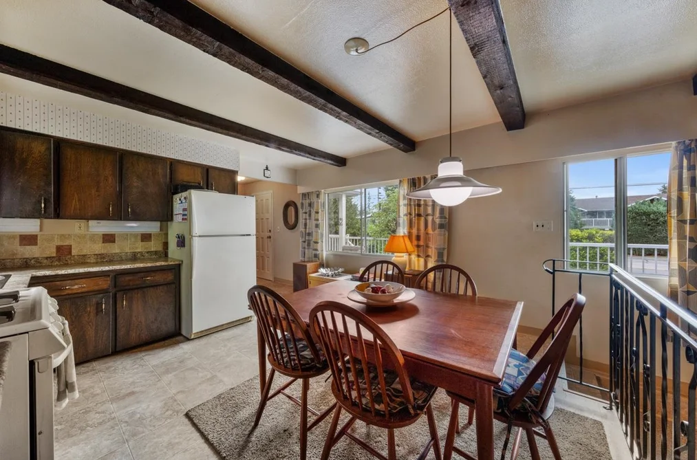 674 BLUE MOUNTAIN STREET, Coquitlam BC V3J 4R6, Coquitlam BC — Residential for Sale - Photo 4