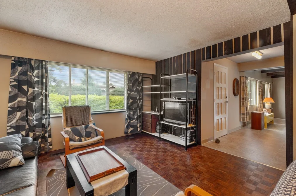 674 BLUE MOUNTAIN STREET, Coquitlam BC V3J 4R6, Coquitlam BC — Residential for Sale - Photo 6