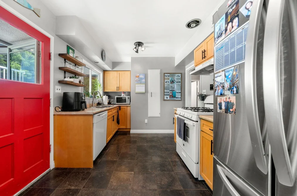 674 BLUERIDGE AVENUE, North Vancouver BC V7R 2J3, North Vancouver BC — Residential for Sale — Photo 13 of 34