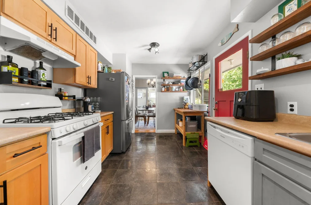 674 BLUERIDGE AVENUE, North Vancouver BC V7R 2J3, North Vancouver BC — Residential for Sale — Photo 14 of 34