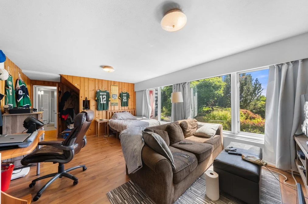 674 BLUERIDGE AVENUE, North Vancouver BC V7R 2J3, North Vancouver BC — Residential for Sale — Photo 27 of 34