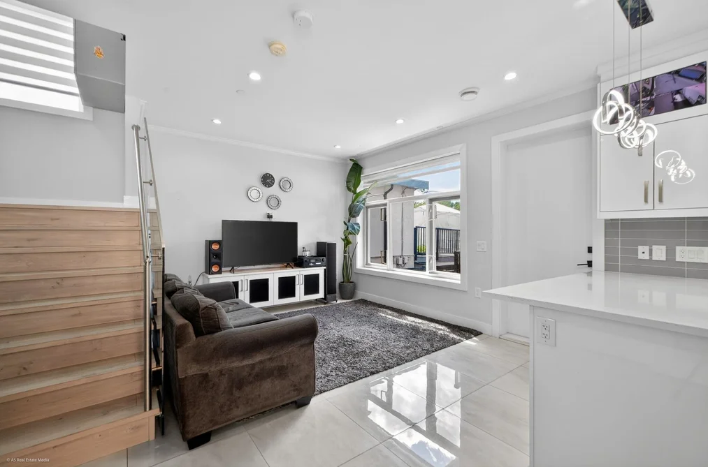 6749 KNIGHT STREET, Vancouver BC V5P 2W4, Vancouver BC — Residential for Sale - Photo 2