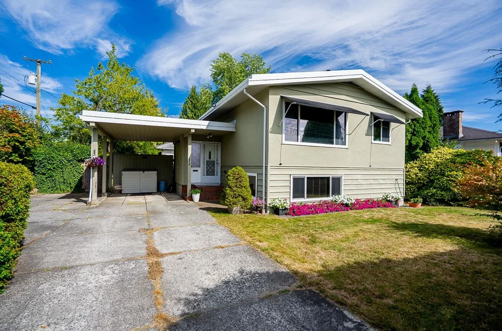 House for sale at 675 Newport Street Coquitlam British Columbia - MLS: R3152148