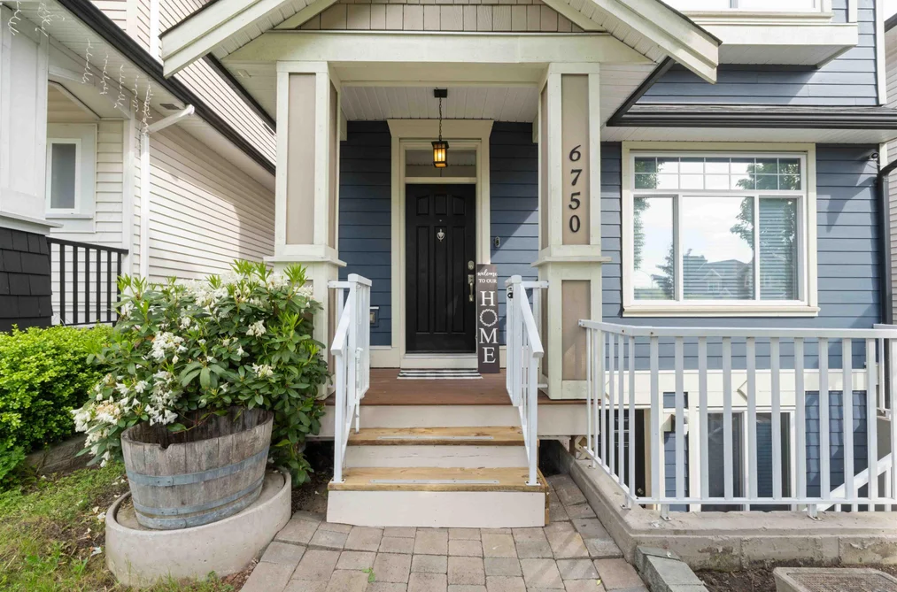 6750 191A STREET, Surrey BC V4N 6A5, Surrey BC — Residential for Sale - Photo 2