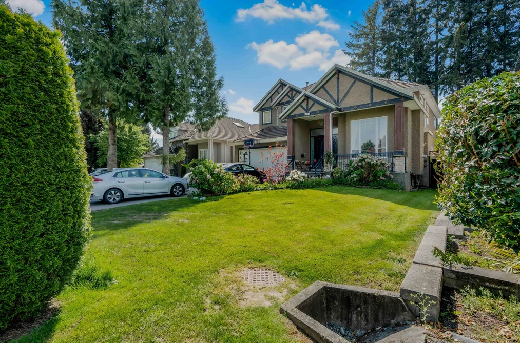 6753 134A STREET, Surrey BC V3W 5W2, Surrey BC — Residential for Sale - Photo 2