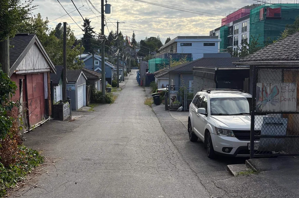 676 E KING EDWARD AVENUE, Vancouver BC V5V 2C9, Vancouver BC — Residential for Sale — Photo 3 of 5