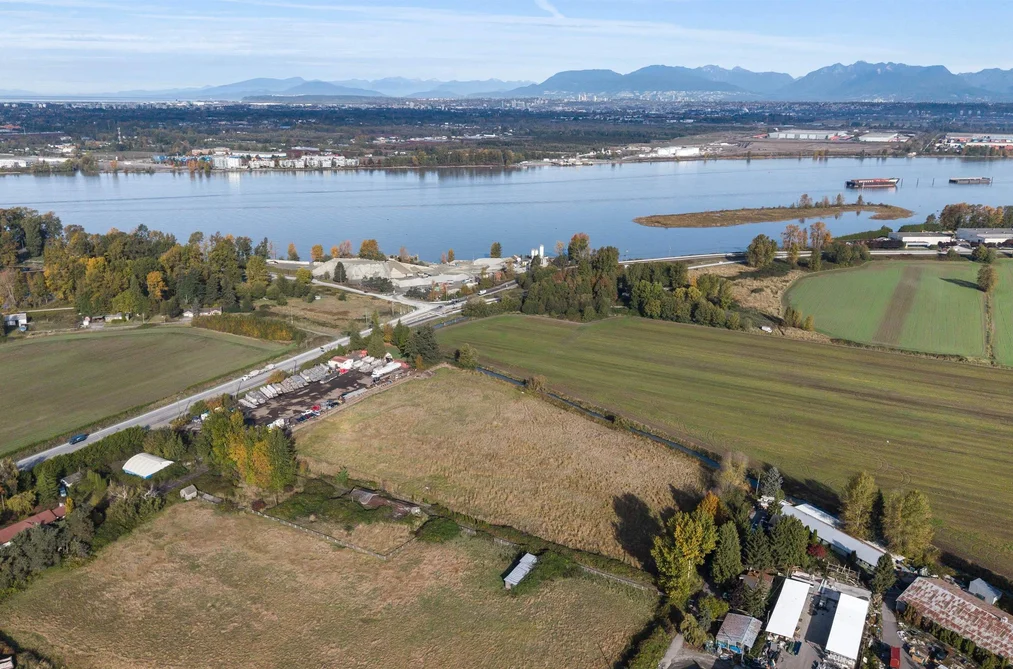 6760 62B Street, Delta, BC - Property for Sale - Photo 12 of 17 6760 62B Street, Delta, BC - Property for Sale - Photo 12 of 17