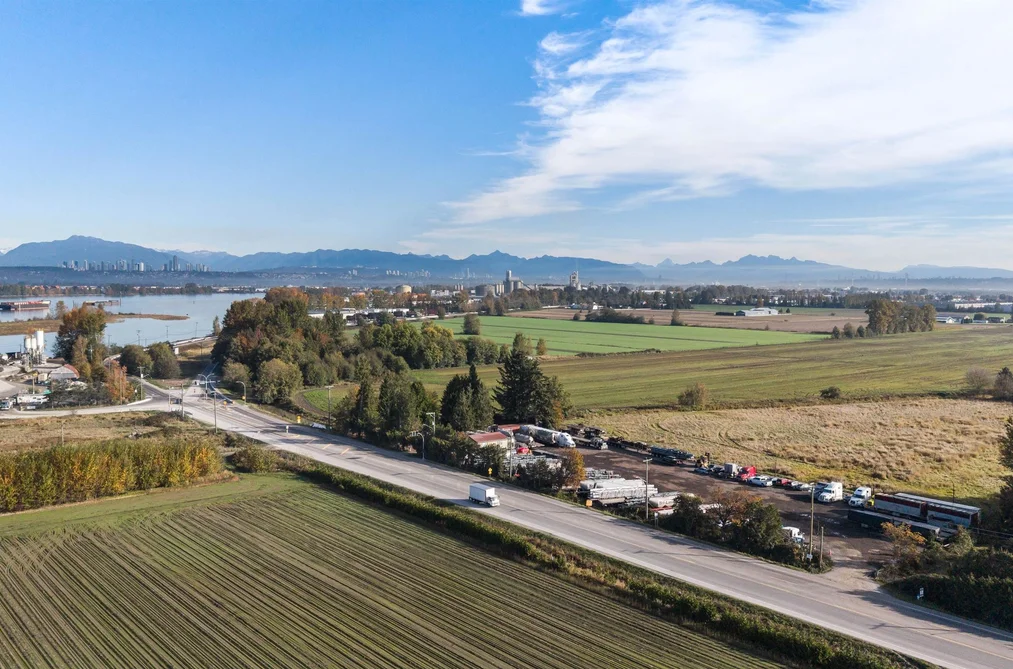 6760 62B Street, Delta, BC - Property for Sale - Photo 15 of 17 6760 62B Street, Delta, BC - Property for Sale - Photo 15 of 17