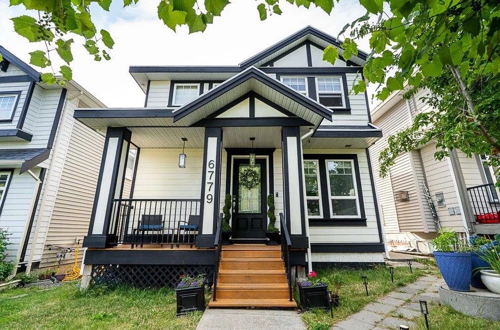 House for sale at 6779 192 Street Surrey British Columbia - MLS: R3149672