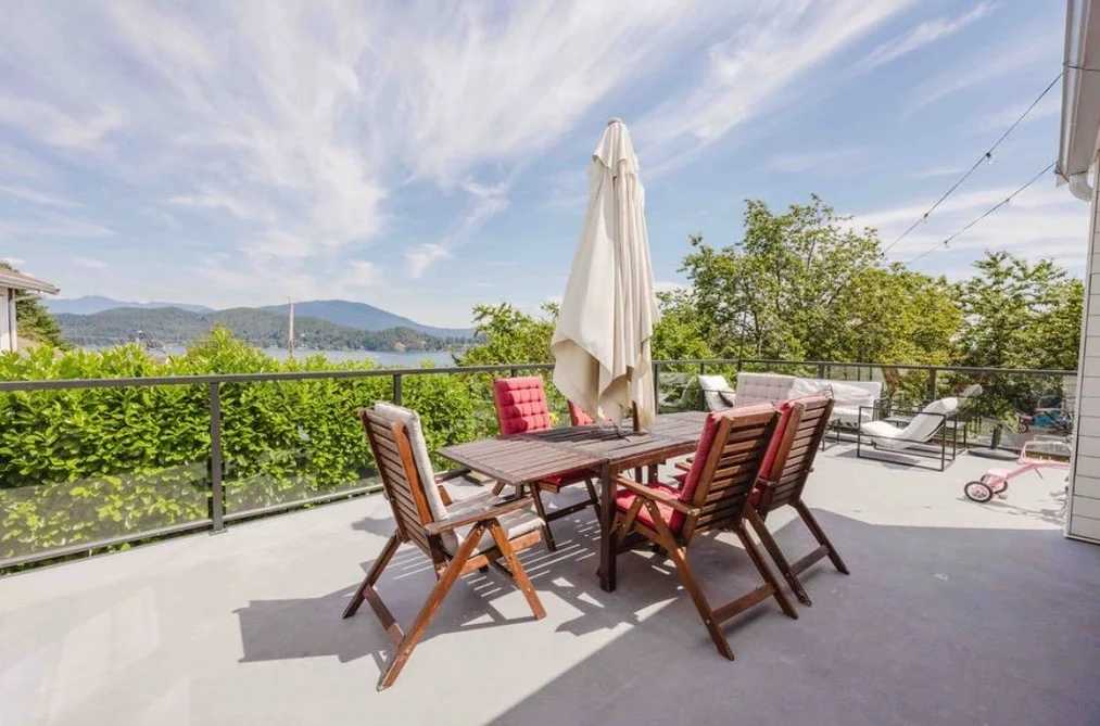 679 CORLETT ROAD, Gibsons BC V0N 1V9, Gibsons BC — Residential for Sale - Photo 2