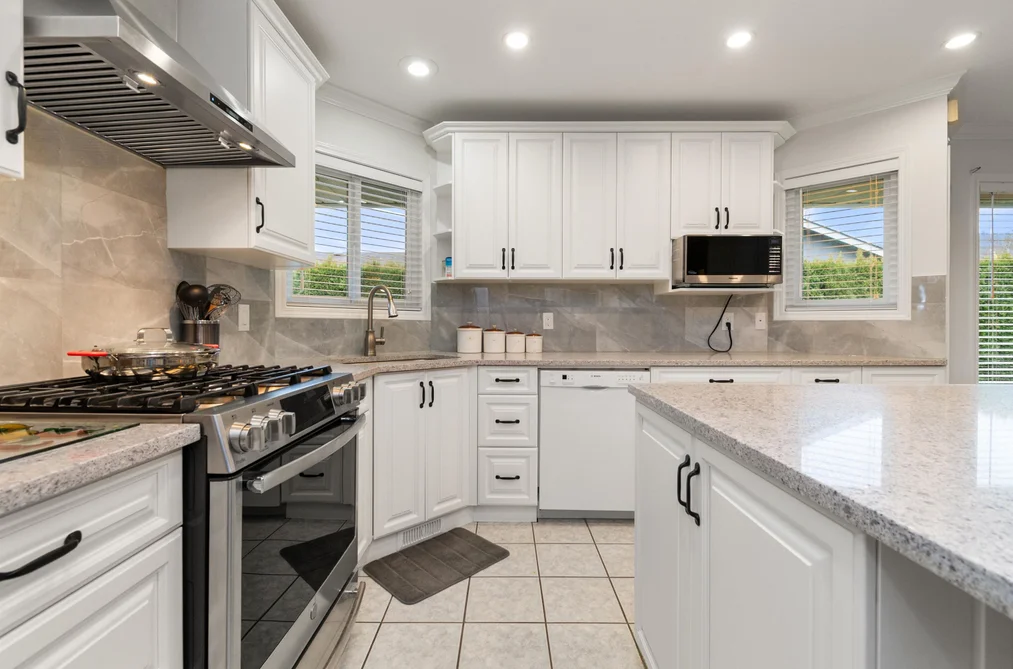 6792 HENRY STREET, Chilliwack BC V2R 2W1, Chilliwack BC — Residential for Sale - Photo 3