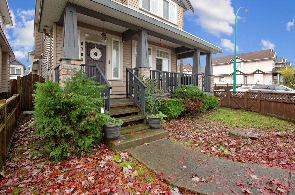 6799 192 STREET, Surrey BC V4N 6A3, Surrey BC — Residential for Sale - Photo 2