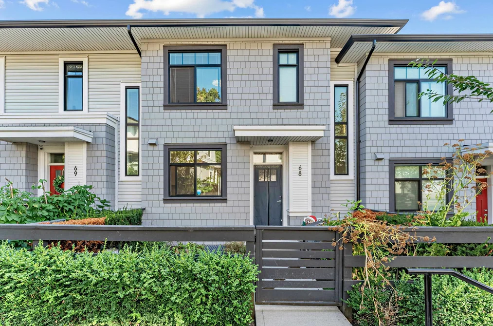Townhouse for sale at 68 15255 Sitka Drive Surrey British Columbia - MLS: R3155858