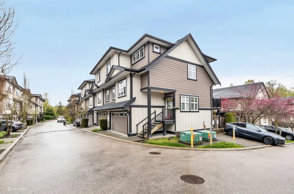68 6350 142 STREET, Surrey BC V3X 1B8, Surrey BC — Residential for Sale - Photo 2