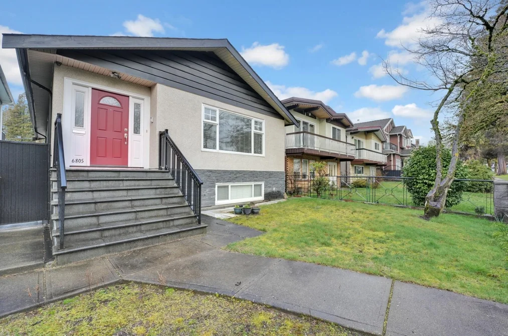 House for sale at 6805 Sherbrooke Street Vancouver British Columbia - MLS: R3099676