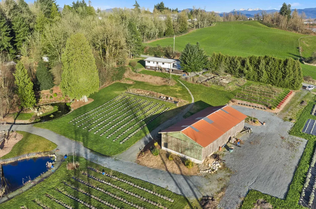 681 BRADNER ROAD, Abbotsford BC V4X 2J5, Abbotsford BC — Residential for Sale - Photo 2