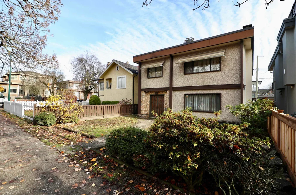 House for sale at 6816 Ontario Street Vancouver British Columbia - MLS: R3102486