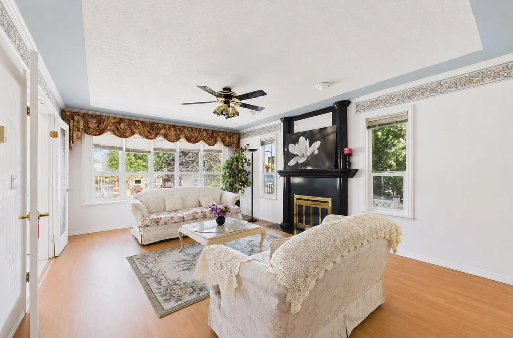 6818 GILLEY AVENUE, Burnaby BC V5J 4W7, Burnaby BC — Residential for Sale — Photo 6 of 39