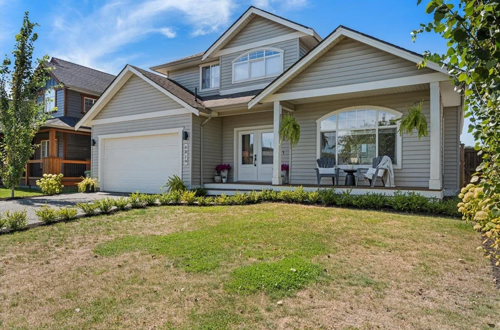 6819 SCHOOL LANE, Chilliwack BC V2R 5T1, Chilliwack BC — Residential for Sale - Photo 2