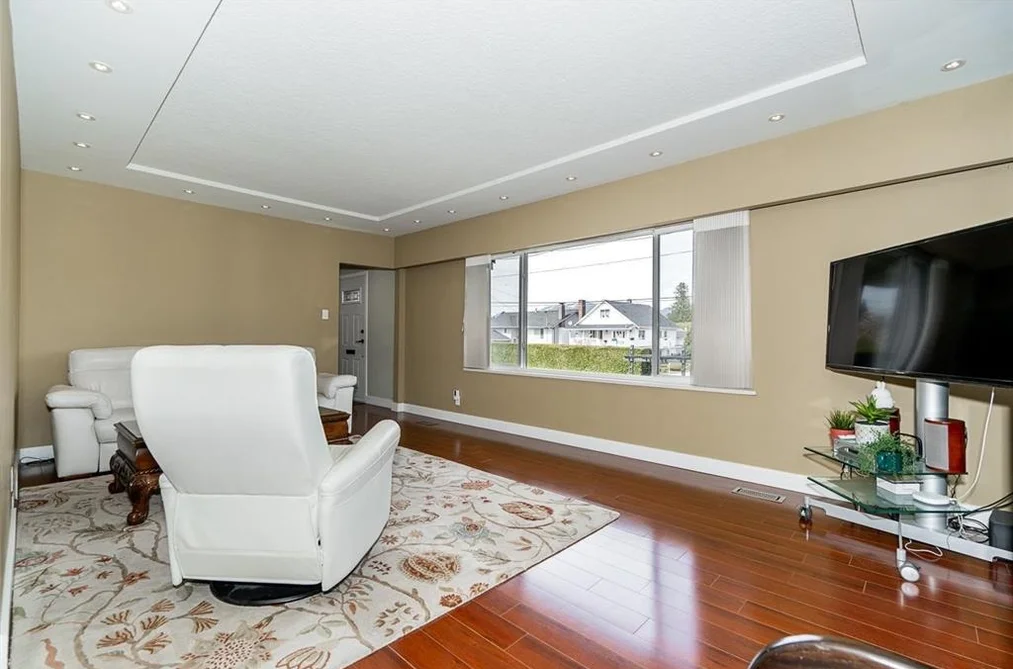 6830 CURTIS STREET, Burnaby BC V5B 2B1, Burnaby BC — Residential for Sale - Photo 4