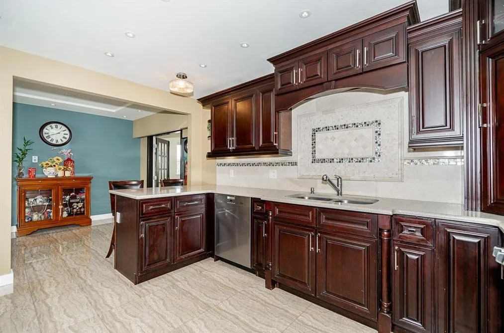 6830 CURTIS STREET, Burnaby BC V5B 2B1, Burnaby BC — Residential for Sale - Photo 7