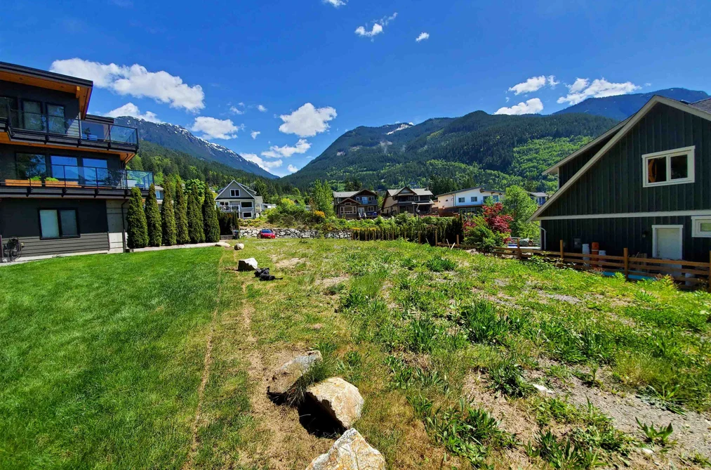 685 COPPER DRIVE, Squamish BC V8B 1J1, Squamish BC — Land for Sale - Photo 3