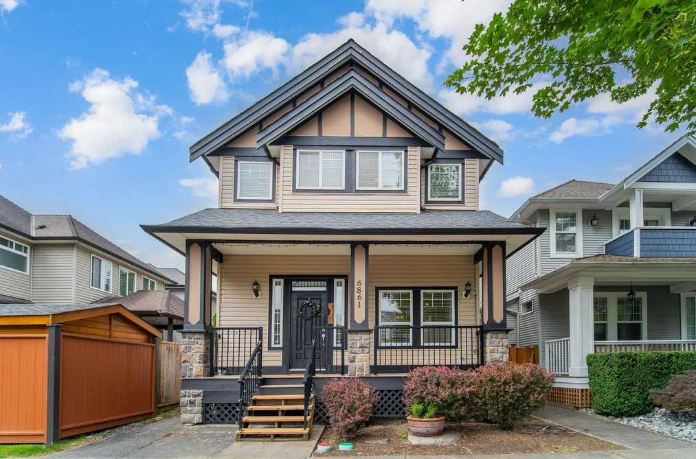 House for sale at 6861 192a Street Surrey British Columbia - MLS: R3132041