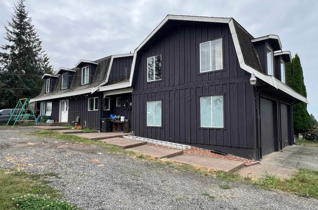 6863 BRADNER ROAD, Abbotsford BC V4X 2C6, Abbotsford BC — Residential for Sale - Photo 2