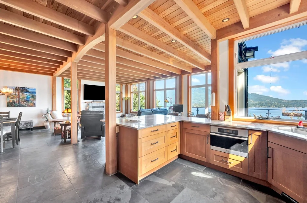 687 Channelview Drive, Bowen Island, BC - MLS: R3165074 - Photo 11 687 Channelview Drive, Bowen Island, BC - MLS: R3165074 - Photo 11