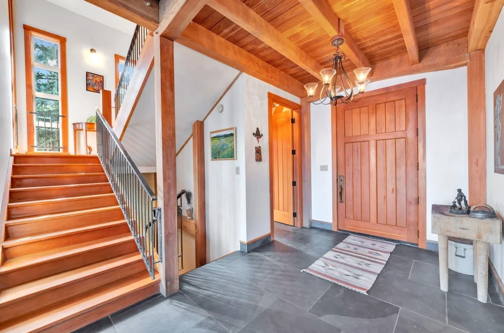 687 Channelview Drive, Bowen Island, BC - MLS: R3165074 - Photo 12 687 Channelview Drive, Bowen Island, BC - MLS: R3165074 - Photo 12