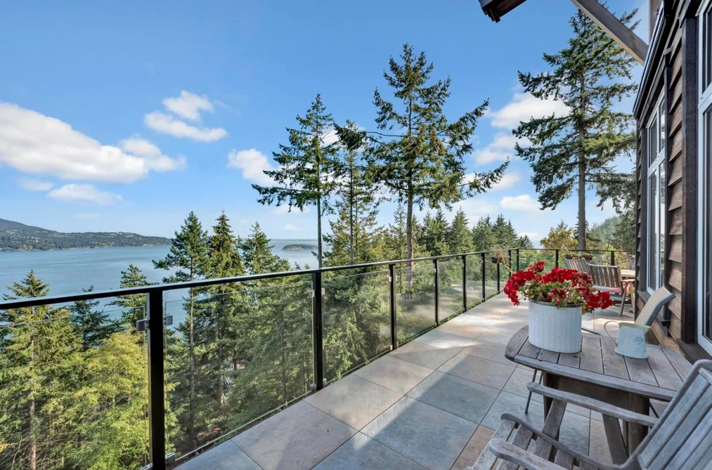 687 Channelview Drive, Bowen Island, BC - MLS: R3165074 - Photo 17 687 Channelview Drive, Bowen Island, BC - MLS: R3165074 - Photo 17