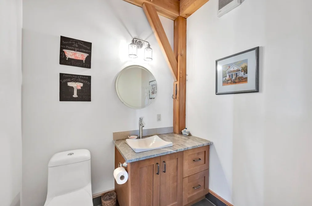 687 Channelview Drive, Bowen Island, BC - MLS: R3165074 - Photo 23 687 Channelview Drive, Bowen Island, BC - MLS: R3165074 - Photo 23
